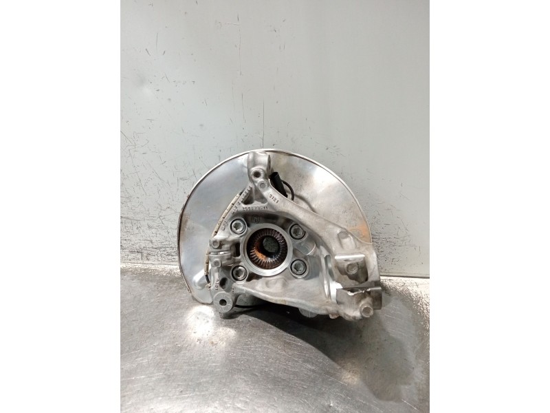 Recambio de mangueta delantera izquierda para bmw x1/ix1 u11 x1 sdrive18d referencia OEM IAM 689017981  