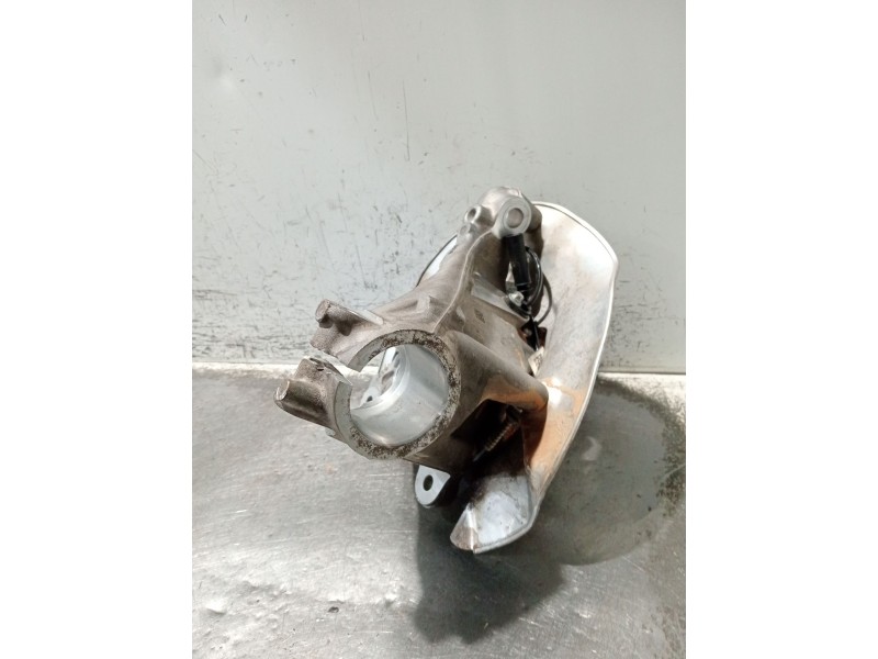 Recambio de mangueta delantera izquierda para bmw x1/ix1 u11 x1 sdrive18d referencia OEM IAM 689017981  