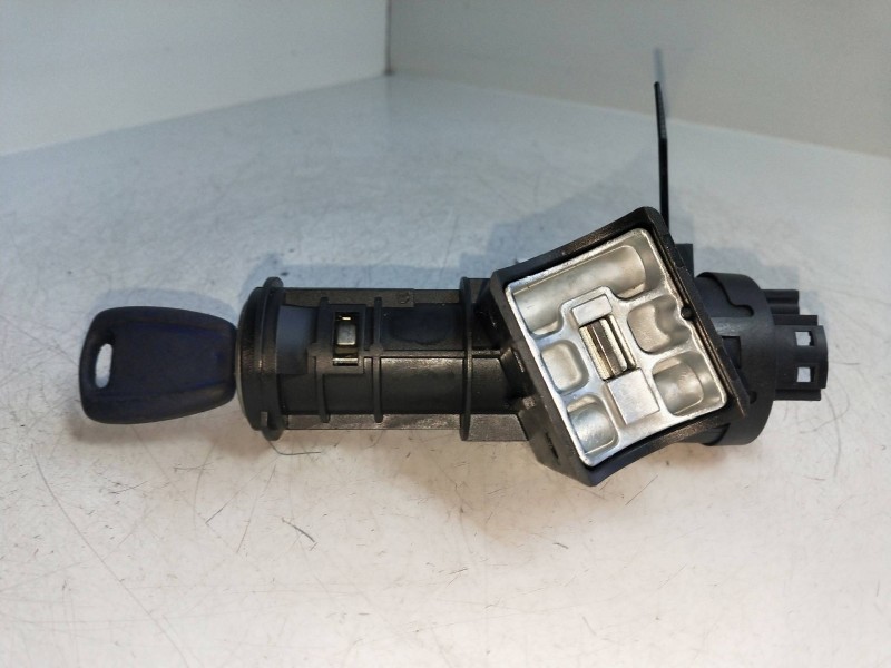 Recambio de conmutador de arranque para fiat stilo (192) 1.4 16v feel referencia OEM IAM 00467601520 61001500 
