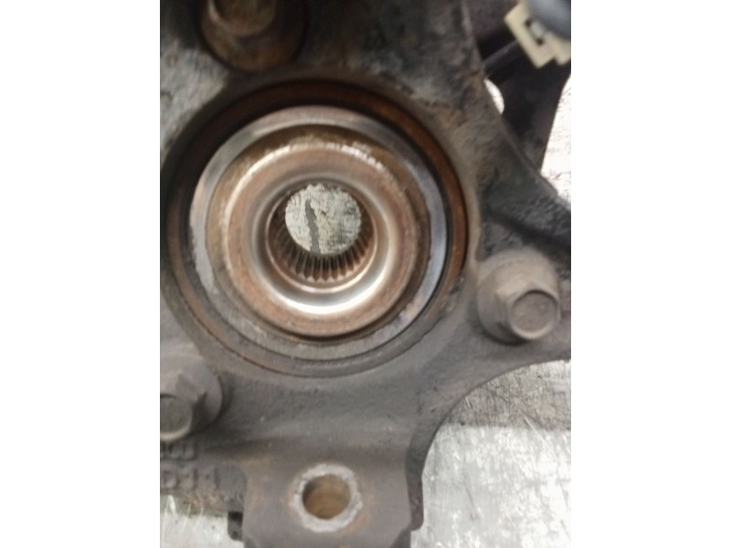 Recambio de mangueta delantera derecha para chevrolet captiva (c100, c140) 2.0 d referencia OEM IAM   