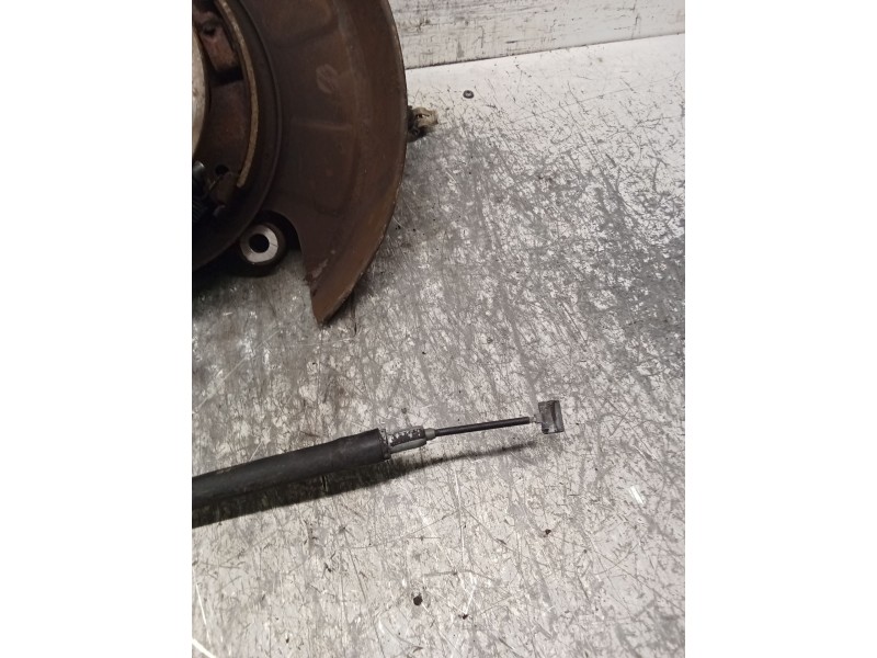 Recambio de mangueta trasera izquierda para chevrolet captiva (c100, c140) 2.0 d referencia OEM IAM   