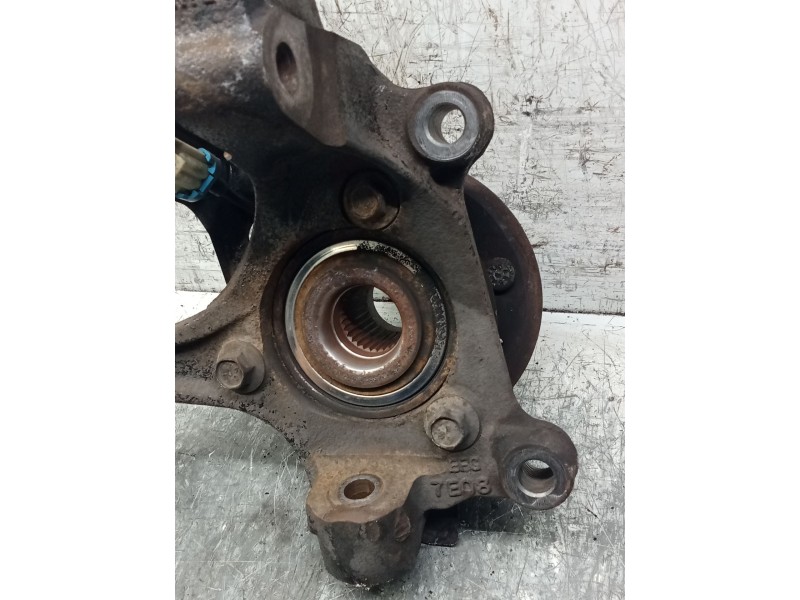 Recambio de mangueta delantera izquierda para chevrolet captiva (c100, c140) 2.0 d referencia OEM IAM   