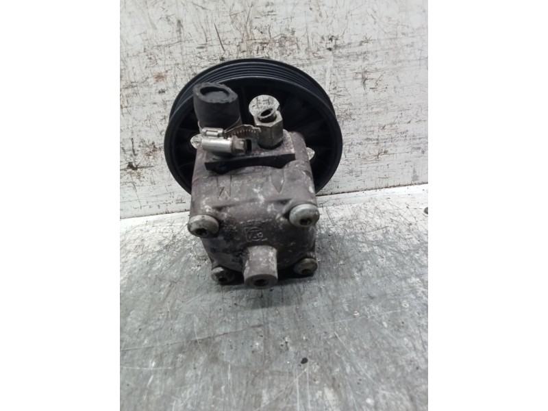 Recambio de bomba direccion para volvo v70 ii (285) d5 referencia OEM IAM 7611332112  