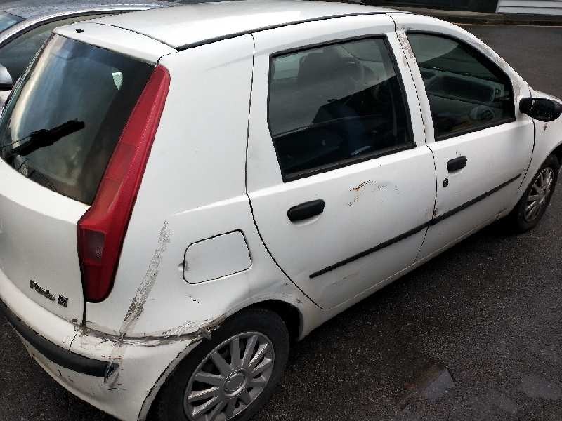 fiat punto berlina (188) del año 1999