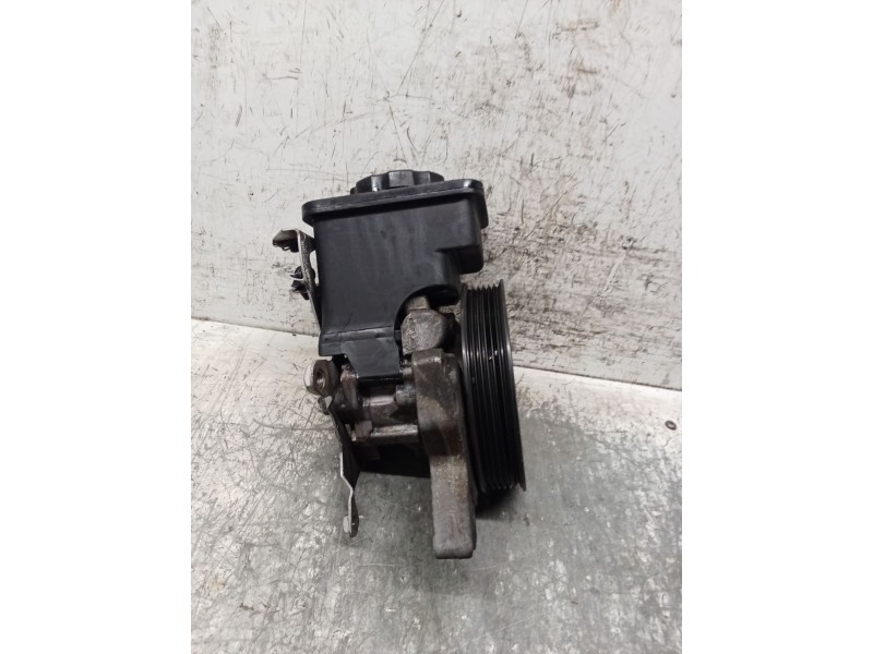 Recambio de bomba direccion para bmw 3 touring (e46) 320 d referencia OEM IAM 32417787106  