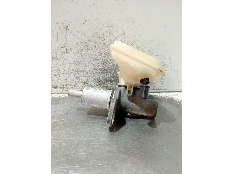 Recambio de bomba freno para audi a4 b7 (8ec) 2.0 tdi 16v referencia OEM IAM 8E0611301 32067009 