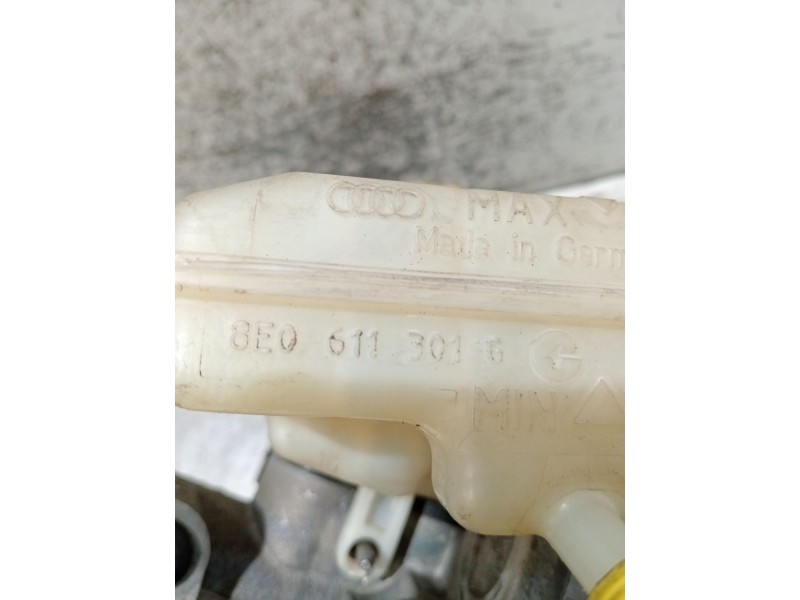 Recambio de bomba freno para audi a4 b7 (8ec) 2.0 tdi 16v referencia OEM IAM 8E0611301 32067009 
