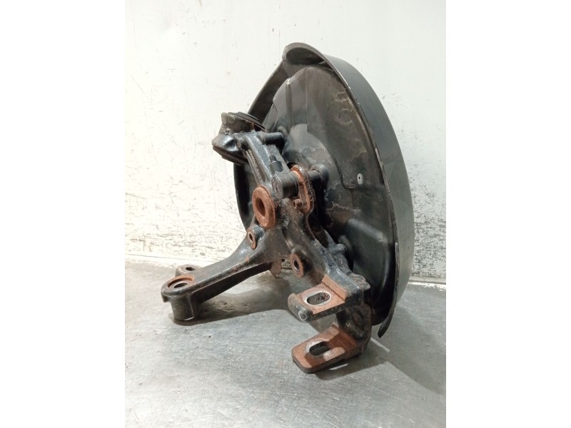 Recambio de mangueta trasera derecha para audi a4 b7 (8ec) 2.0 tdi 16v referencia OEM IAM 8E0615612J  