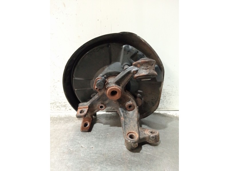 Recambio de mangueta trasera izquierda para audi a4 b7 (8ec) 2.0 tdi 16v referencia OEM IAM 8E0615611J  