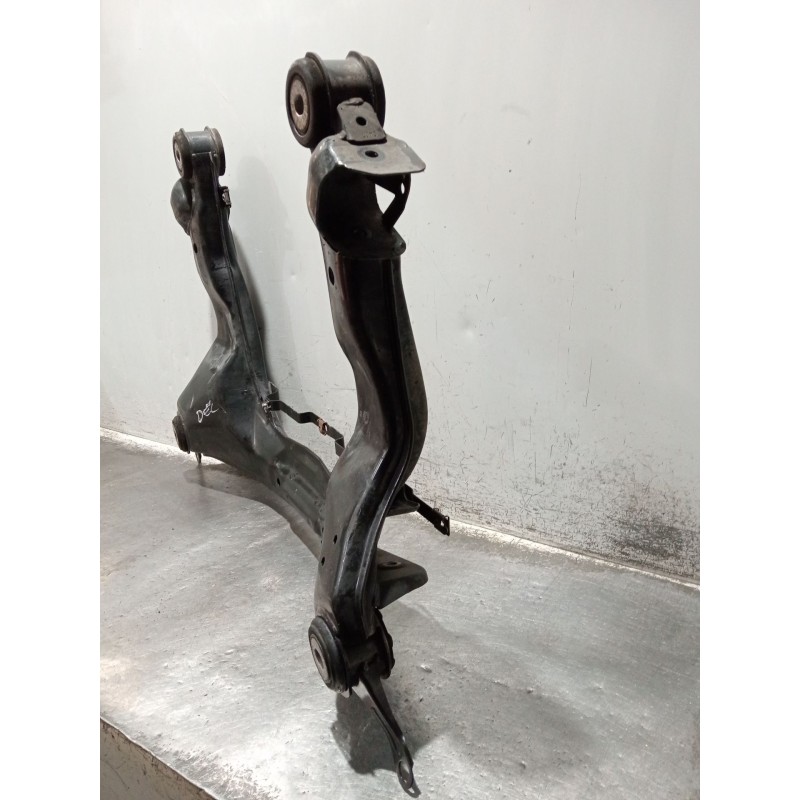 Recambio de puente delantero para audi a4 b7 (8ec) 2.0 tdi 16v referencia OEM IAM 8E0399313BD  CUNA
