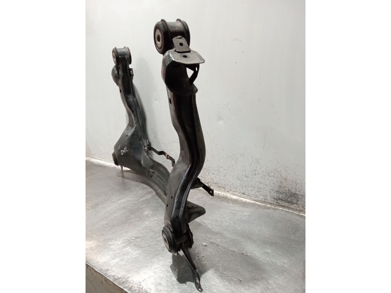 Recambio de puente delantero para audi a4 b7 (8ec) 2.0 tdi 16v referencia OEM IAM 8E0399313BD  CUNA