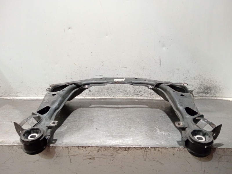 Recambio de puente delantero para audi a4 b7 (8ec) 2.0 tdi 16v referencia OEM IAM 8E0399313BD  CUNA