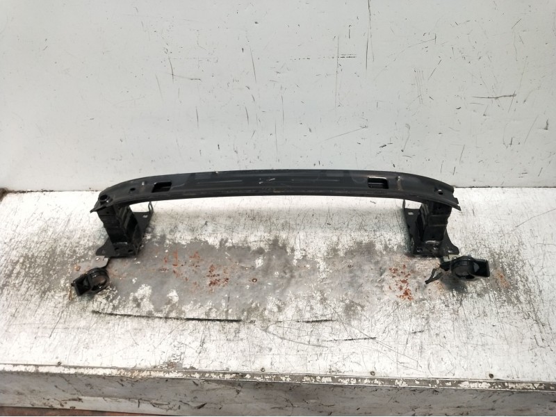 Recambio de refuerzo paragolpes delantero para audi a1 sportback (gba) referencia OEM IAM 82A80710903S 230936027T1 