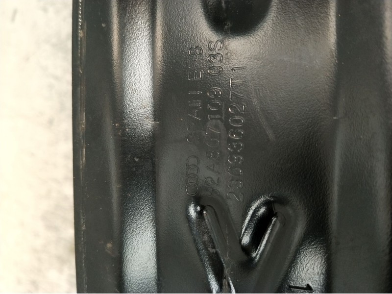 Recambio de refuerzo paragolpes delantero para audi a1 sportback (gba) referencia OEM IAM 82A80710903S 230936027T1 