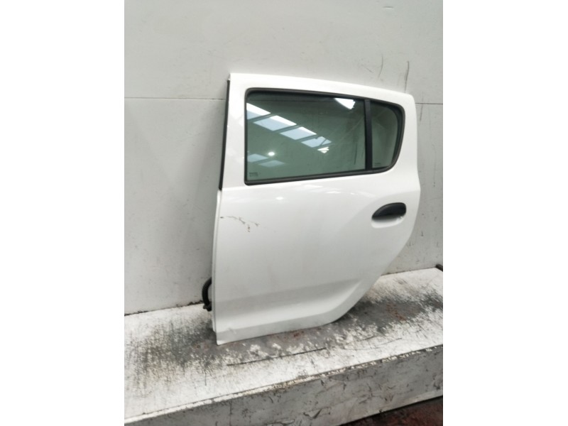 Recambio de puerta trasera izquierda para dacia sandero ii tce 90 (b8m1, b8ma) referencia OEM IAM  5P 