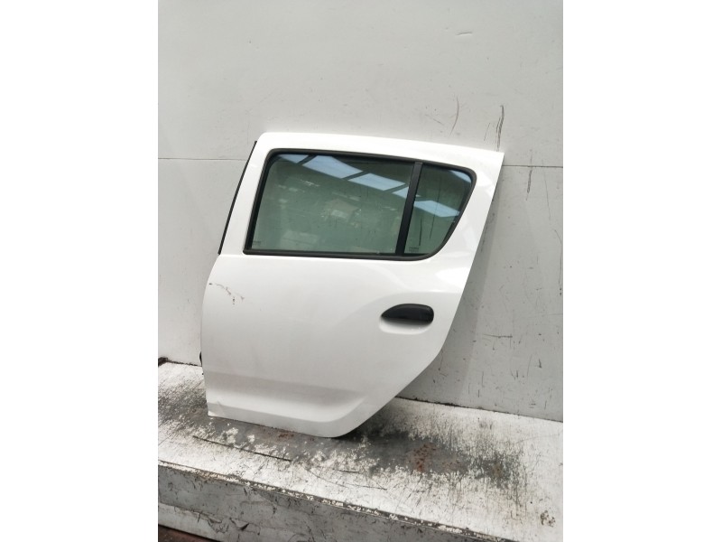 Recambio de puerta trasera izquierda para dacia sandero ii tce 90 (b8m1, b8ma) referencia OEM IAM  5P 
