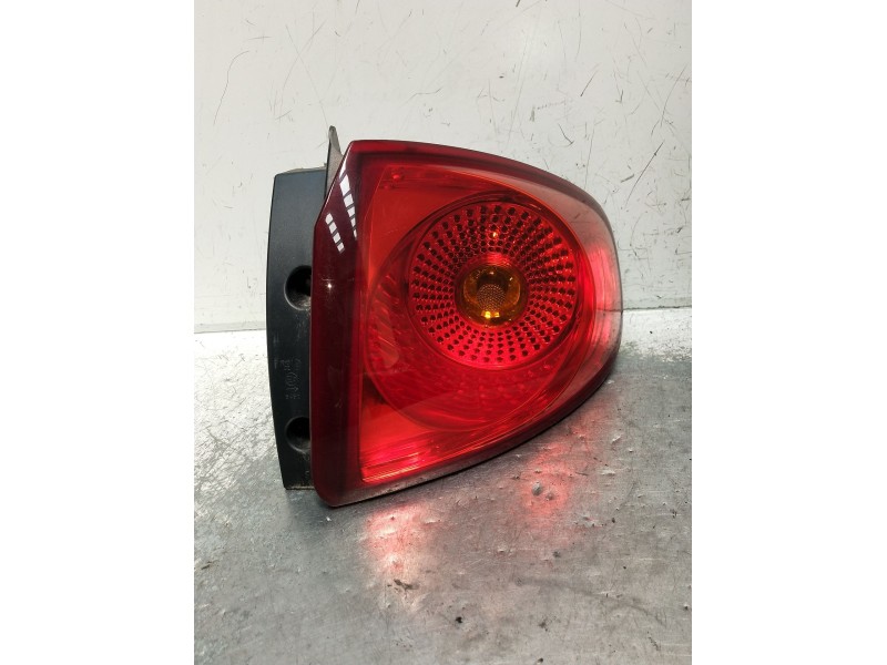 Recambio de piloto trasero derecho para seat altea (5p1) 1.2 tsi referencia OEM IAM 5P0945257  