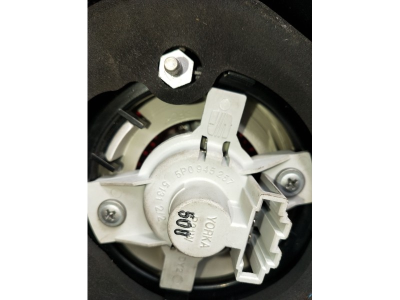 Recambio de piloto trasero derecho para seat altea (5p1) 1.2 tsi referencia OEM IAM 5P0945257  