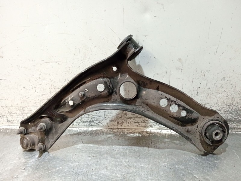 Recambio de brazo suspension inferior delantero derecho para skoda octavia iii (5e3, nl3, nr3) 2.0 tdi referencia OEM IAM 5Q0407