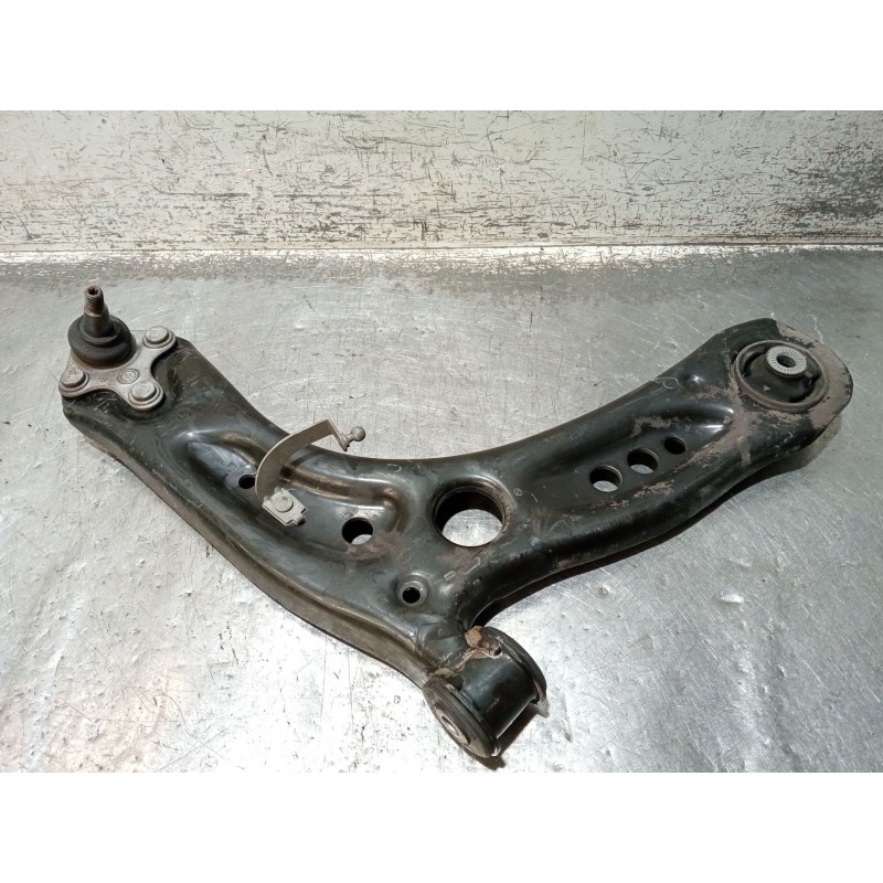 Recambio de brazo suspension inferior delantero derecho para skoda octavia iii (5e3, nl3, nr3) 2.0 tdi referencia OEM IAM 5Q0407