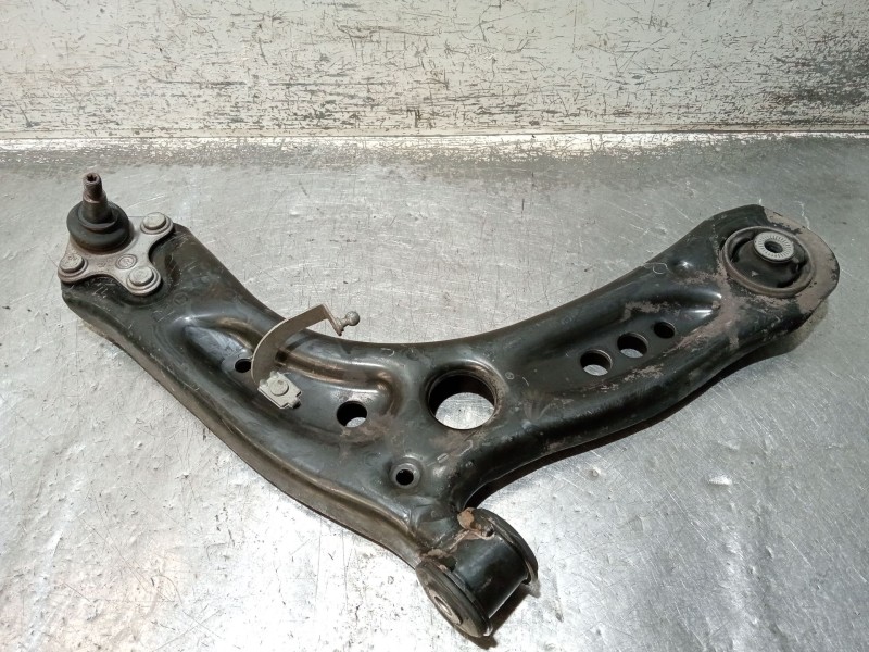 Recambio de brazo suspension inferior delantero derecho para skoda octavia iii (5e3, nl3, nr3) 2.0 tdi referencia OEM IAM 5Q0407