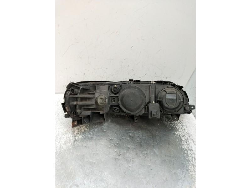 Recambio de faro izquierdo para volvo v70 ii (285) d5 referencia OEM IAM 8662919 89006878 