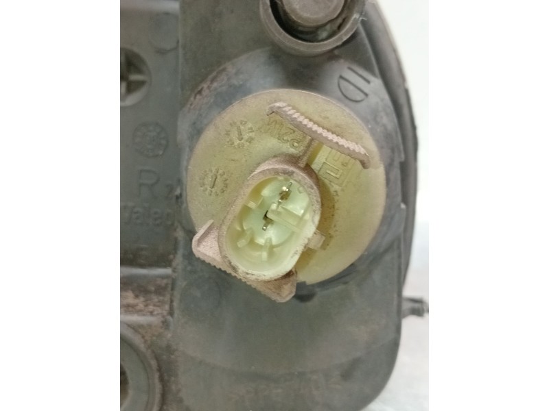 Recambio de faro derecho para opel corsa b (s93) 1.4 i (f08, f68, m68) referencia OEM IAM 90444787  