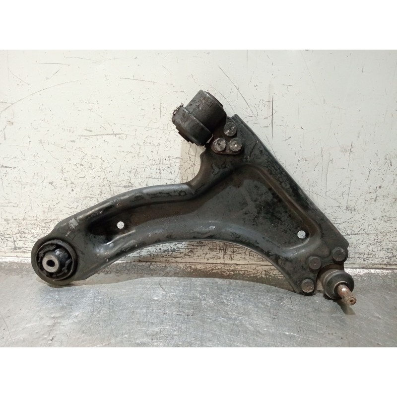 Recambio de brazo suspension inferior delantero derecho para opel combo tour 1.3 cdti 16v referencia OEM IAM   