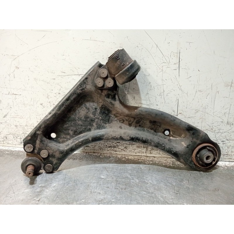 Recambio de brazo suspension inferior delantero izquierdo para opel combo tour 1.3 cdti 16v referencia OEM IAM   