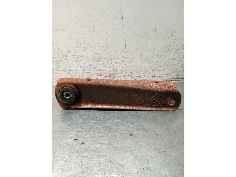 Recambio de brazo suspension superior trasero izquierdo para buick century estate wagon referencia OEM IAM   