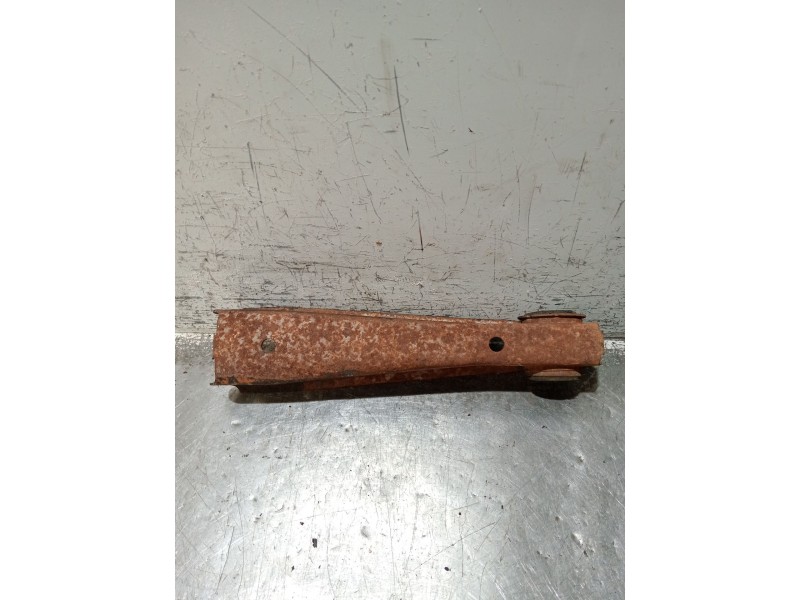 Recambio de brazo suspension superior trasero izquierdo para buick century estate wagon referencia OEM IAM   