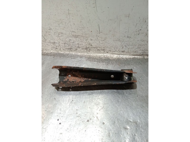 Recambio de brazo suspension superior trasero izquierdo para buick century estate wagon referencia OEM IAM   
