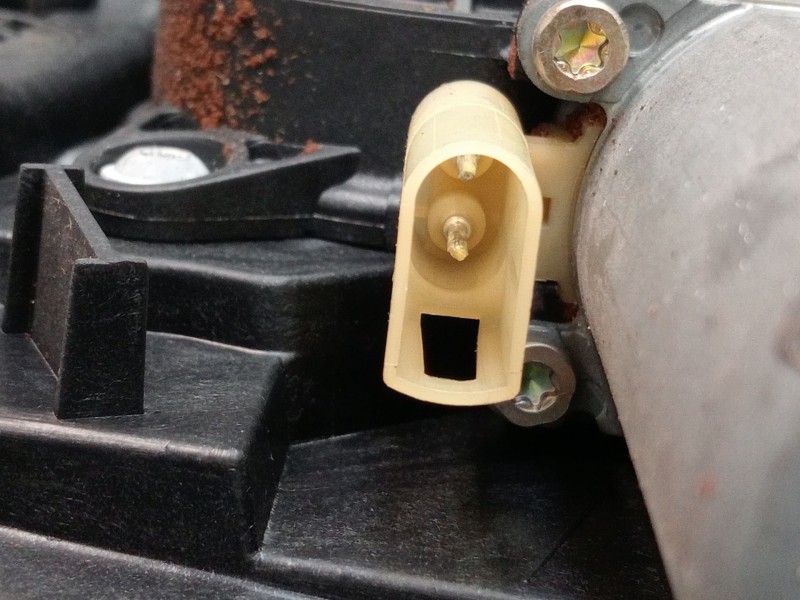 Recambio de elevalunas delantero izquierdo para ford fusion (ju_) 1.6 referencia OEM IAM   