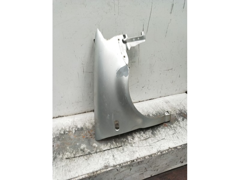 Recambio de aleta delantera derecha para volkswagen polo (6n2) 1.9 sdi referencia OEM IAM   