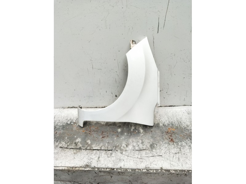 Recambio de aleta delantera izquierda para ford fiesta vi (cb1, ccn) 1.25 referencia OEM IAM 1777181  