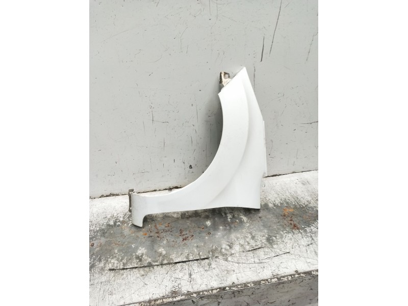 Recambio de aleta delantera izquierda para ford fiesta vi (cb1, ccn) 1.25 referencia OEM IAM 1777181  