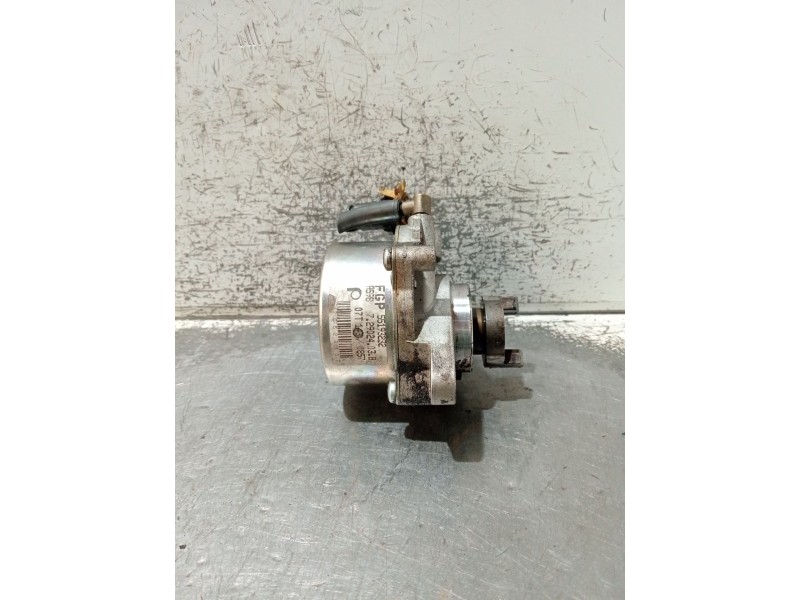 Recambio de depresor freno / bomba vacio para opel combo tour 1.3 cdti 16v referencia OEM IAM 55193232 72902403 