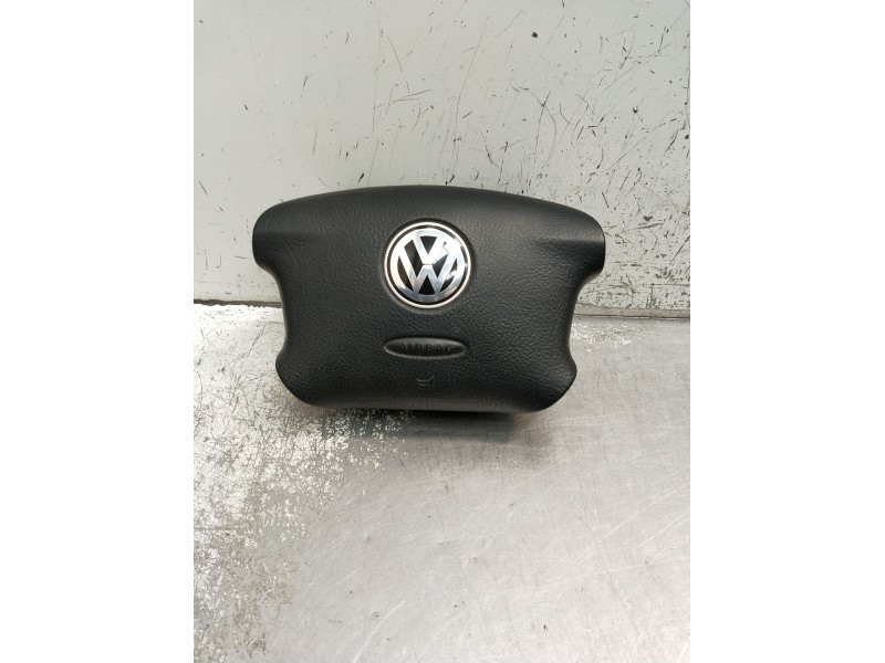 Recambio de airbag delantero izquierdo para volkswagen golf iv berlina (1j1) soul referencia OEM IAM 4 BRAZOS 3B0880201AS 137705