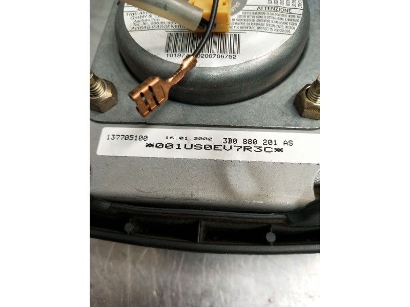 Recambio de airbag delantero izquierdo para volkswagen golf iv berlina (1j1) soul referencia OEM IAM 4 BRAZOS 3B0880201AS 137705