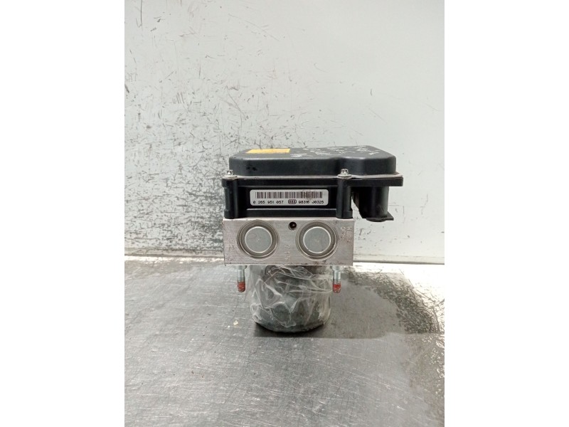 Recambio de abs para toyota auris sol referencia OEM IAM 0265230083 0265951057 44540-02180 98316J0325 