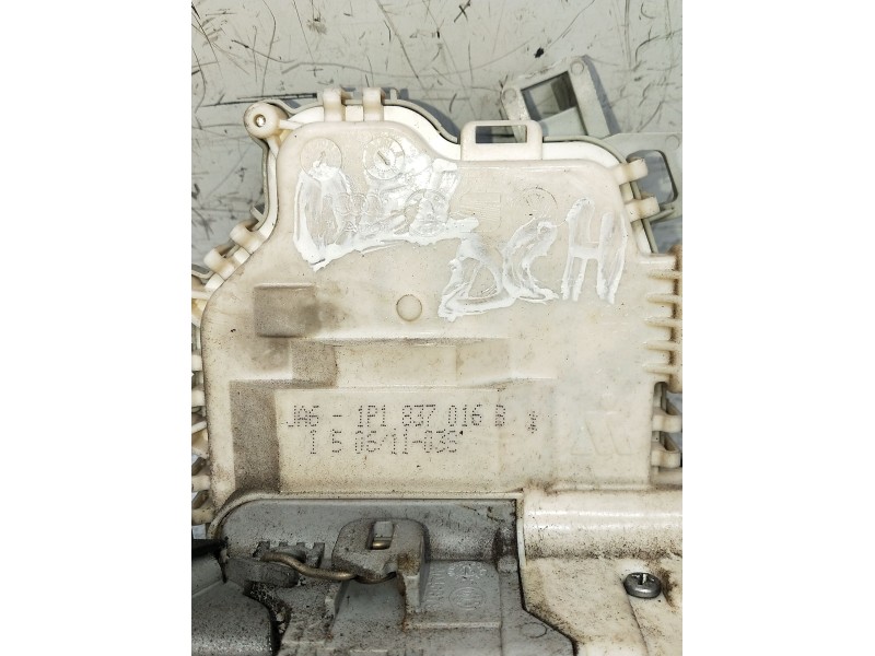 Recambio de motor cierre centralizado delantero derecho para seat altea (5p1) 1.2 tsi referencia OEM IAM 1P1837016B  