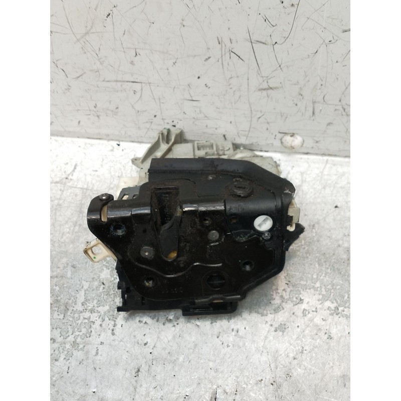 Recambio de motor cierre centralizado trasero derecho para seat altea (5p1) 1.2 tsi referencia OEM IAM W05P0839012B  