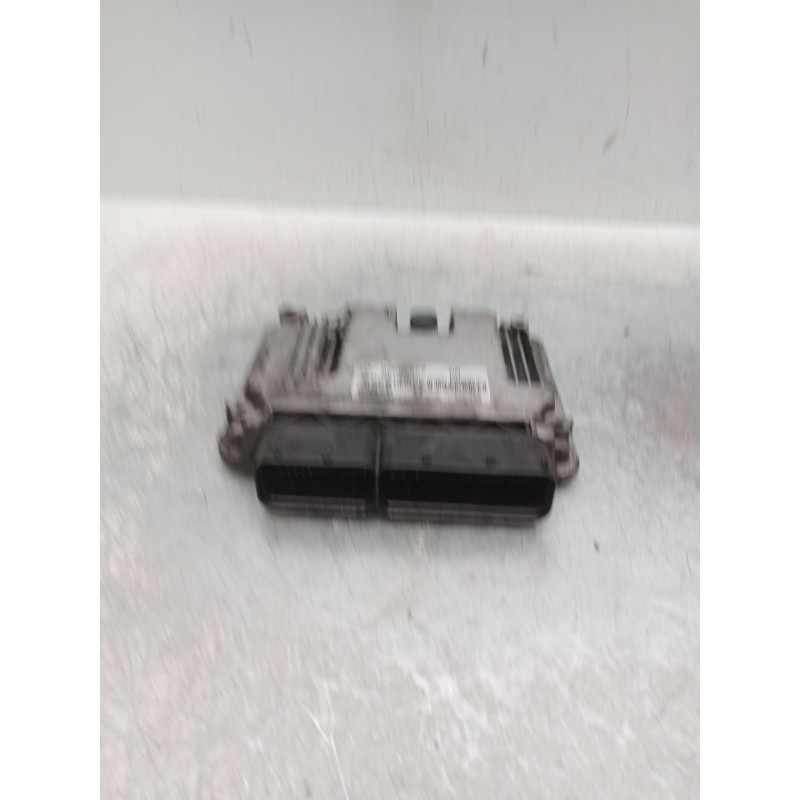 Recambio de centralita motor uce para chevrolet captiva (c100, c140) 2.0 d referencia OEM IAM 0281014296 96858577 