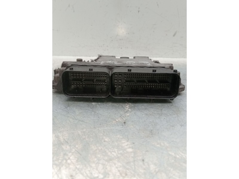 Recambio de centralita motor uce para chevrolet captiva (c100, c140) 2.0 d referencia OEM IAM 0281014296 96858577 