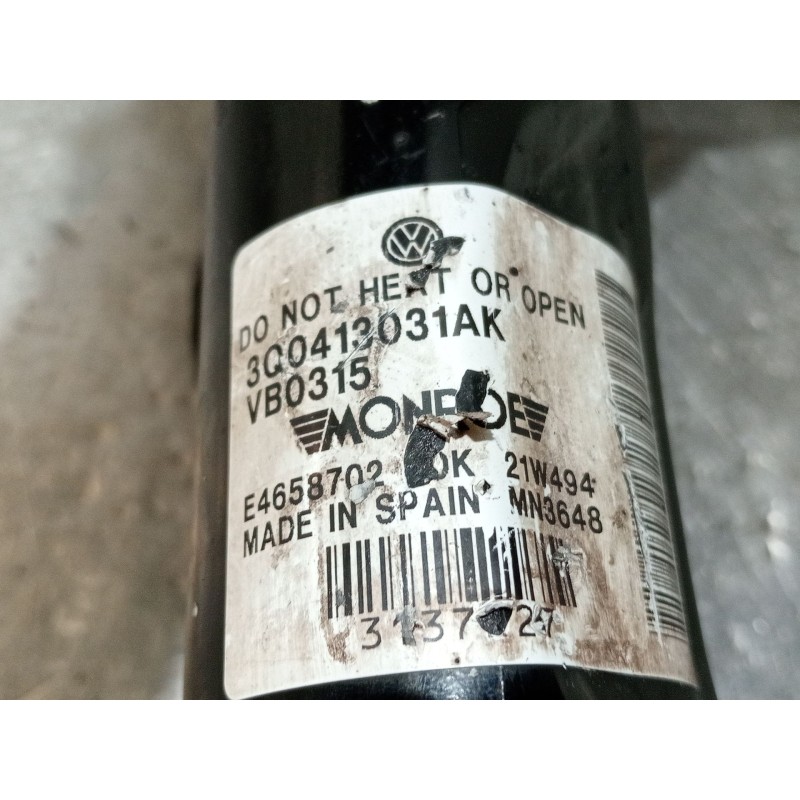 Recambio de amortiguador delantero derecho para skoda octavia iii (5e3, nl3, nr3) 2.0 tdi referencia OEM IAM 3Q0413031AK  