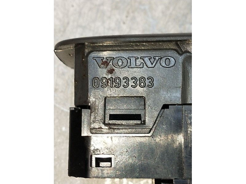 Recambio de mando elevalunas delantero izquierdo para volvo v70 ii (285) d5 referencia OEM IAM 09193383  