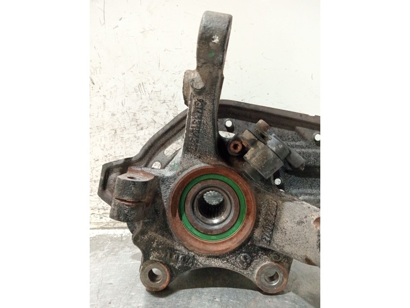 Recambio de mangueta delantera izquierda para opel combo tour 1.3 cdti 16v referencia OEM IAM 13154317  