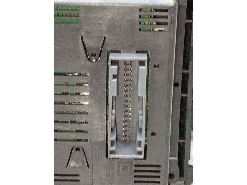 Recambio de pantalla multifuncion para opel astra h (a04) 1.6 (l48) referencia OEM IAM 13208089 317099190 102487500