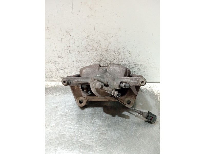 Recambio de pinza freno delantera derecha para skoda octavia iii (5e3, nl3, nr3) 2.0 tdi referencia OEM IAM 6799F  
