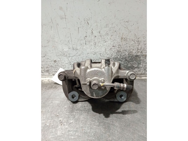 Recambio de pinza freno delantera derecha para kia rio (yb) attract referencia OEM IAM   